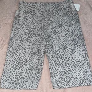 Leopard print biker shorts